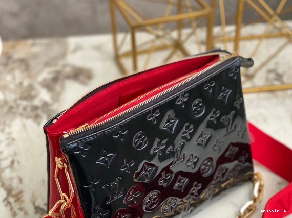 WIS PM COUSSIN LOUIS VUITTON 0806